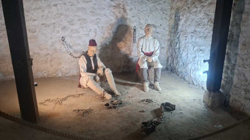 IMG-137769d54c0731ebbb74fc7a22ab52b5-V