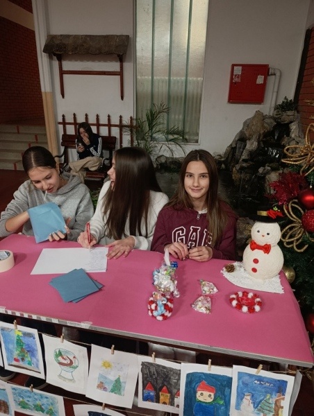 IMG-ff38a594a1b0090eb89d675b4528aa2a-V